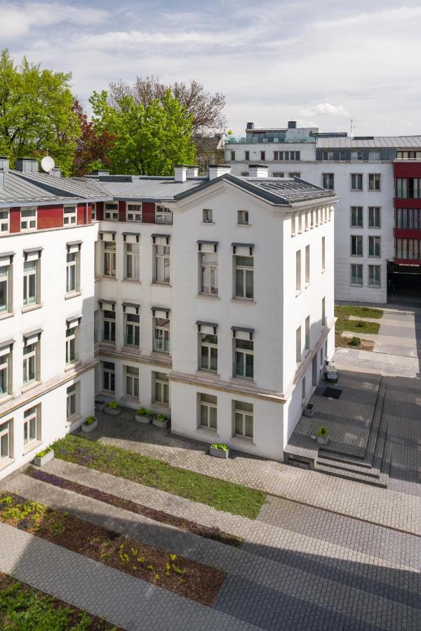 Yourplace Central Apartments Krakow Bagian luar foto