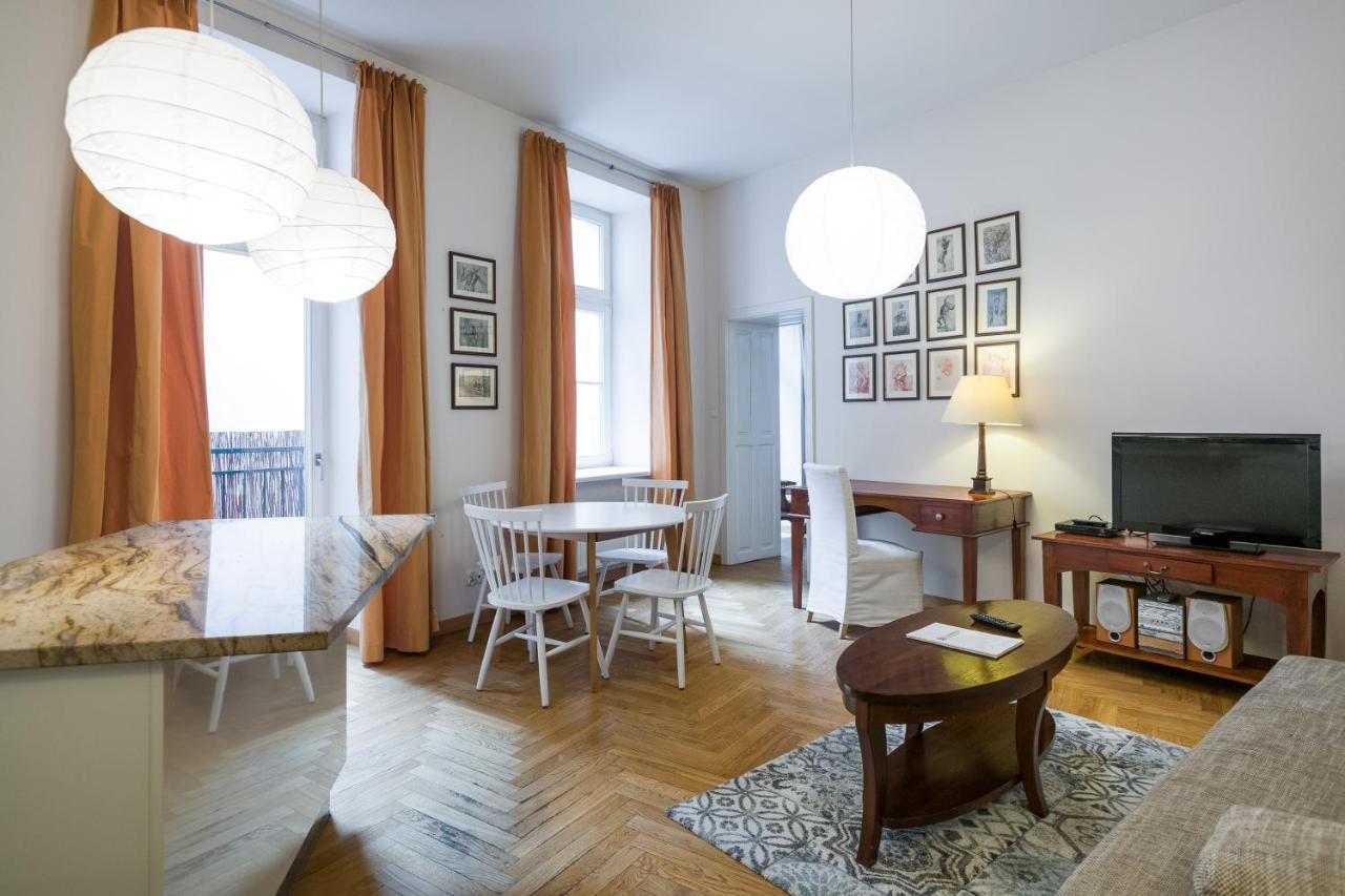 Yourplace Central Apartments Krakow Bagian luar foto