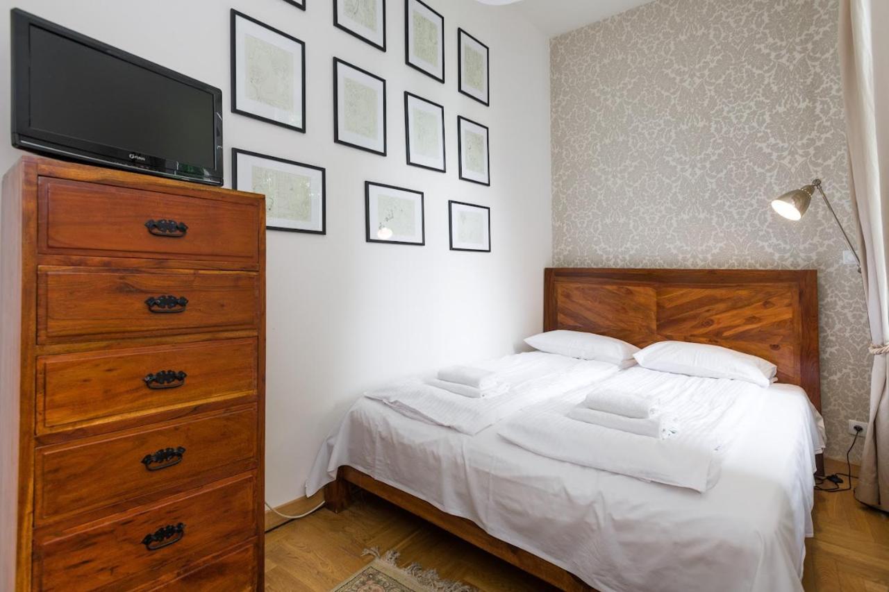 Yourplace Central Apartments Krakow Bagian luar foto