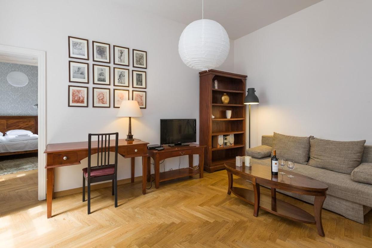Yourplace Central Apartments Krakow Bagian luar foto