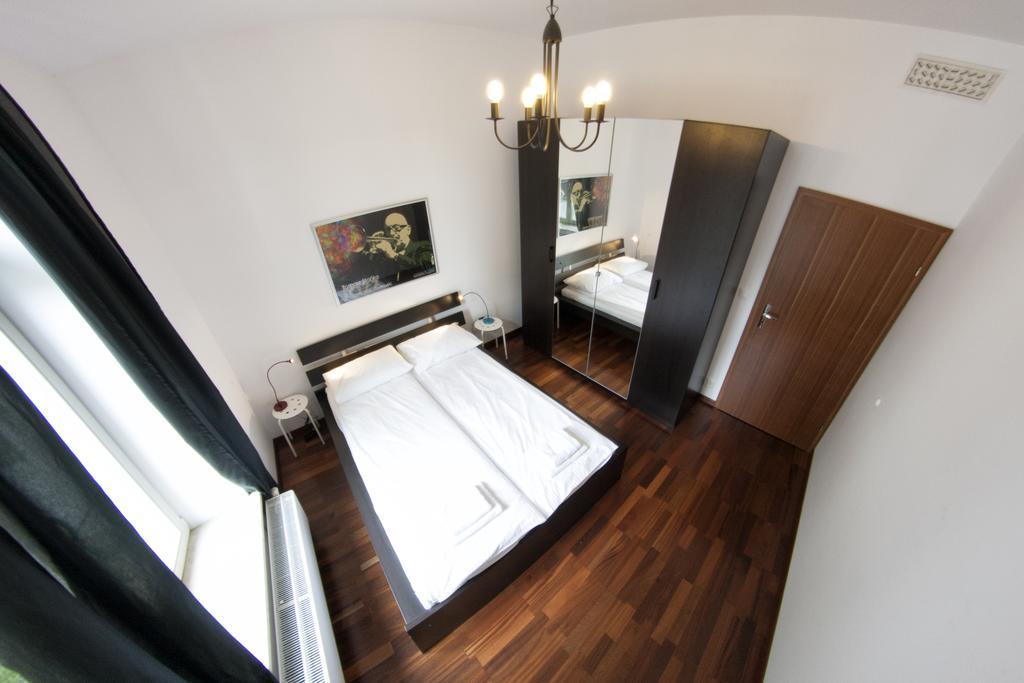 Yourplace Central Apartments Krakow Bagian luar foto